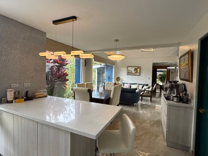 Vende casa en Condominio Doña Emma, San Jerónimo de Moravia (AD) - Imagen 11
