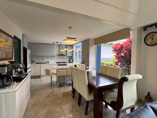 Vende casa en Condominio Doña Emma, San Jerónimo de Moravia (AD) - Imagen 8