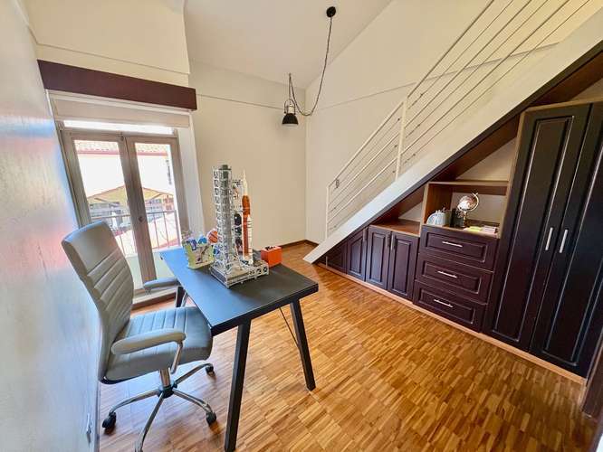 ESCAZU! CASA TIPO TOWNHOUSE 2 NIVELES + MEZZANINE / LINEA BLANCA - Imagen 12