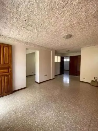 Venta edificio de 13 Apartamentos en San Pedro Montes de Oca, San José - Imagen 2