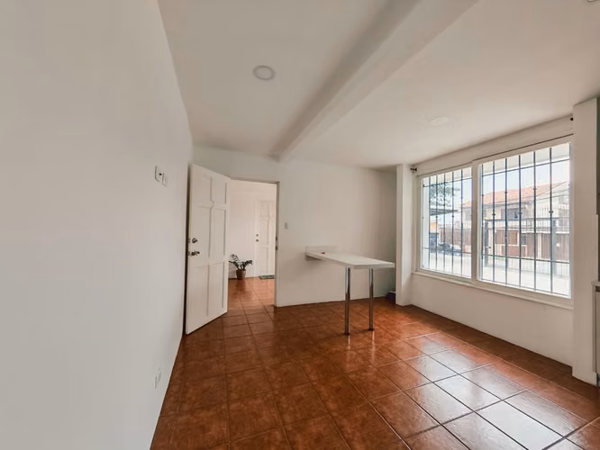 Alquiler de apartamento en La Uruca. Servicios incluidos. - Imagen 14