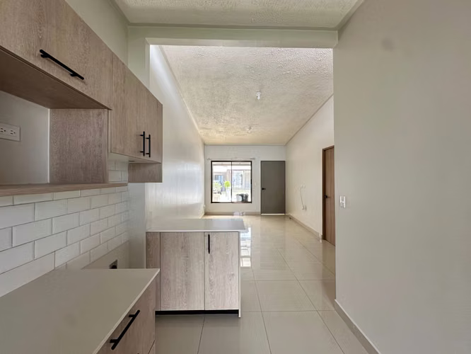 Eco Moravia | 2 Hab | 2 Baños | Casa nueva | Una planta | Amplio patio - Imagen 16