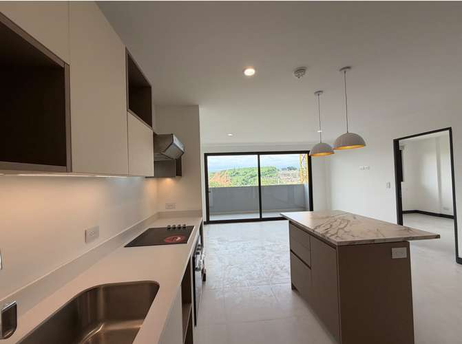 Se Alquila apartamento en Bosques del Café Guachiipelin Norte  - Imagen 4