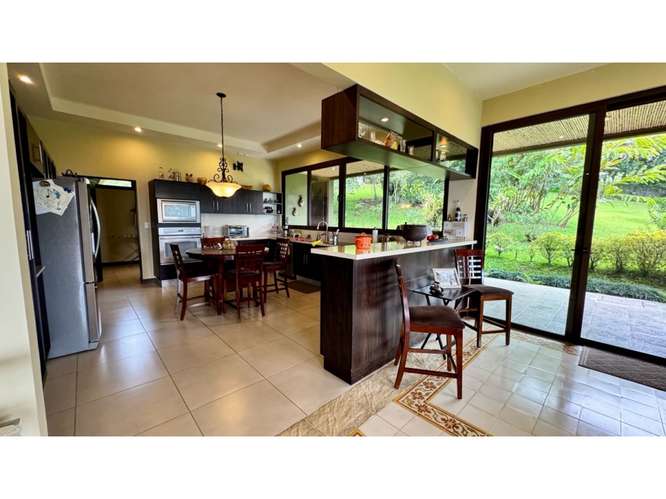 Quinta de lujo con 1,5 hectáreas y vista | San Isidro de Heredia