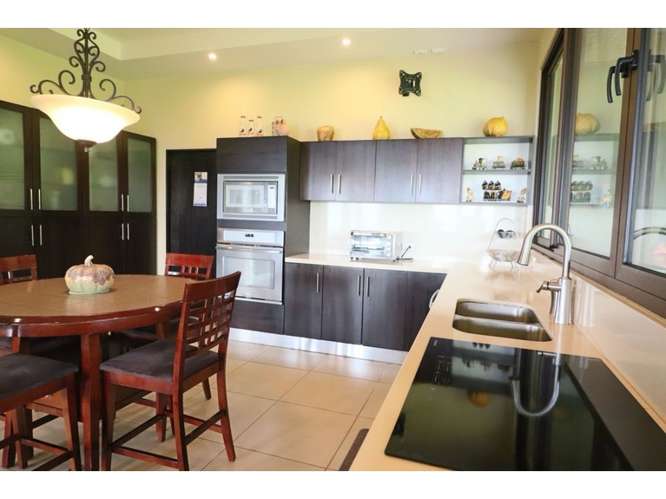 Quinta de lujo con 1,5 hectáreas y vista | San Isidro de Heredia