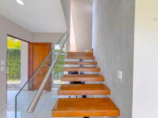  Casa en alquiler en La Guácima | 4 habitaciones + oficina independiente  - Imagen 9