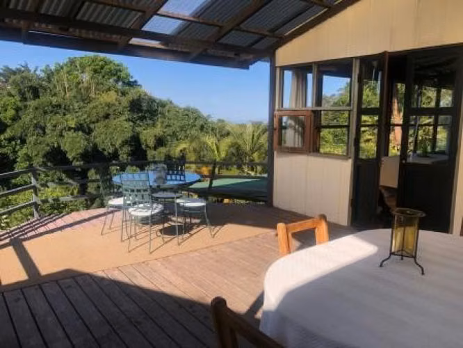 SAN RAMON DE TRES RIOS CASA EN AMPLIA PROPIEDAD