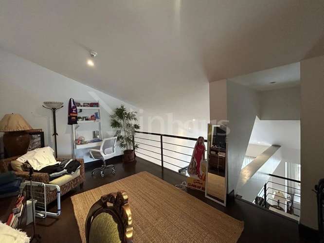 Venta de apartamento esquinero con mezzanina en Santa Ana centro  - Imagen 4
