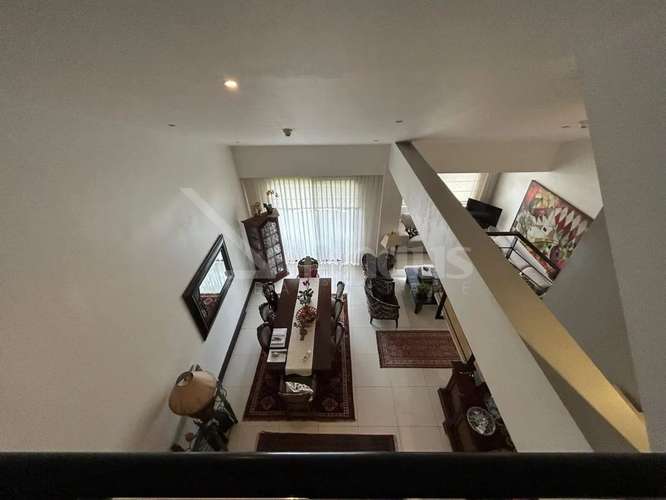 Venta de apartamento esquinero con mezzanina en Santa Ana centro  - Imagen 7