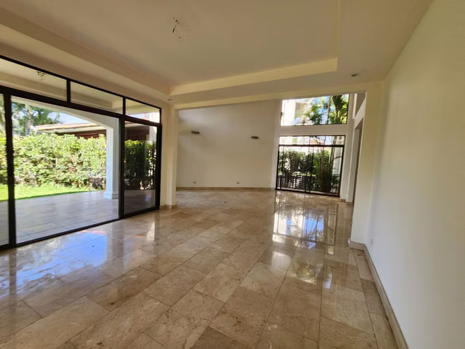 Alquiler de Casa en Valles del Sol - Imagen 6