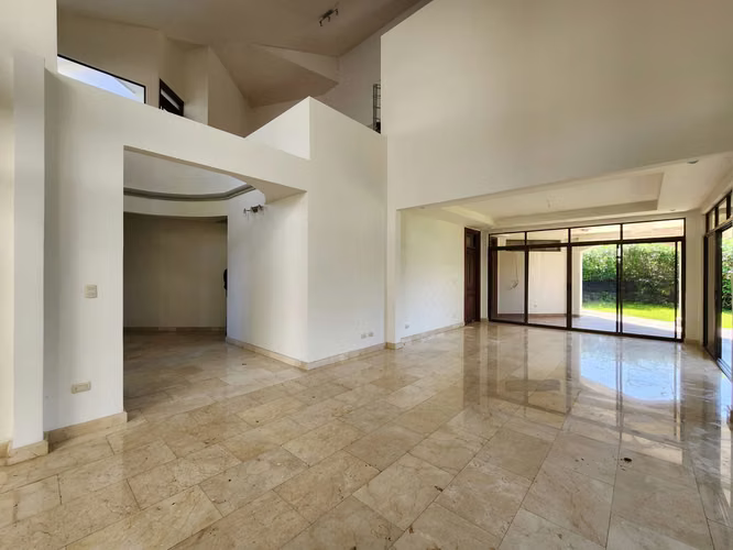 Alquiler de Casa en Valles del Sol - Imagen 7