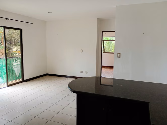 ALQUILER  DE APARTAMENTO EN CONDOMINIO CIUDAD COLÓN  - Imagen 2