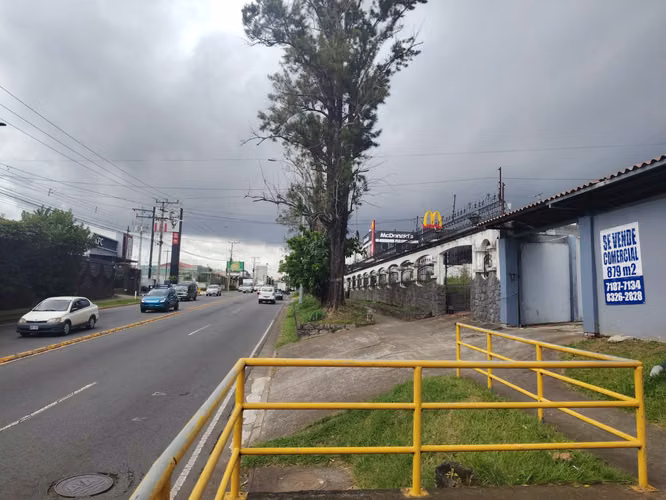 Heredia sobre ruta nacional , cerca de oxigeno, Waltmart y MacDonalds - Imagen 2