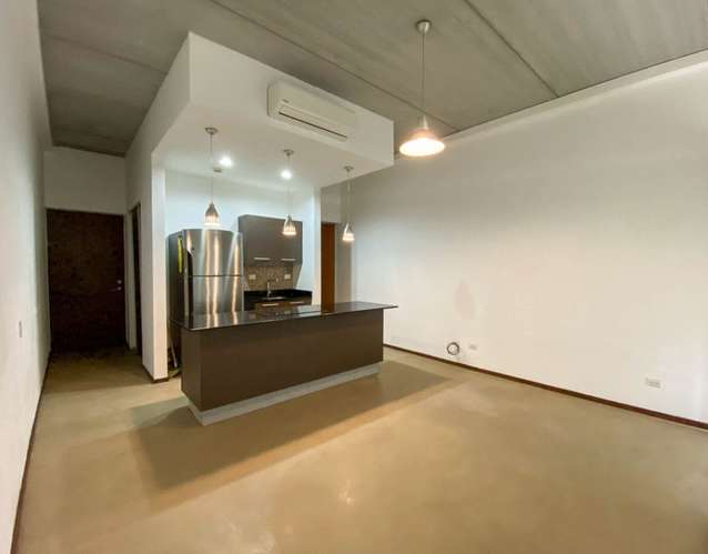 Se Alquila Apartamento de 1 Habitación Condominio Azura Flats Piedades de Santa Ana mas Patio Privado njv01