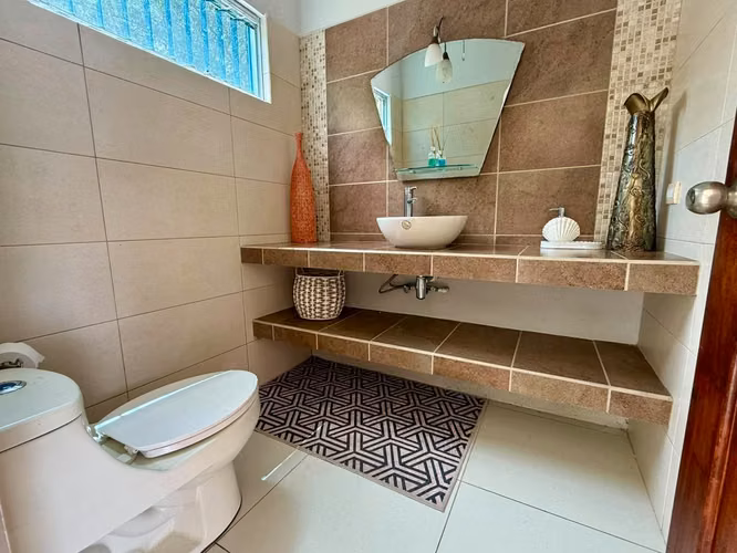 Venta/Alquiler casa de playa con piscina para inversión en Agujas (MV) - Imagen 19