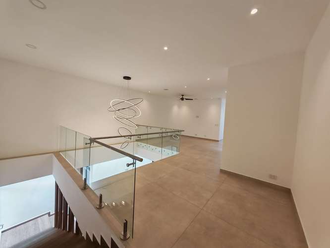ALQUILER DE CASA DE LUJO PARA ESTRENAR – LOS LAURELES, ESCAZÚ - Imagen 11