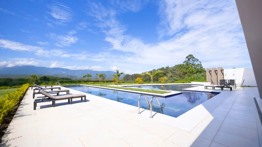 CASA NUEVA EN ALQUILER CONDOMINIO HACIENDA EL CAFETO, LA RIBERA DE BELÉN - Imagen 14
