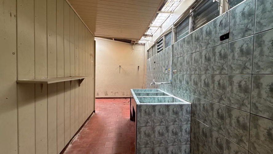Excelente oportunidad de inversión, uso de suelo mixto, en el corazón de Desamparados Centro - Imagen 5