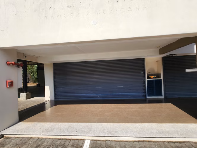 Alquiler de local comercial en Santa Ana, Brasil, sobre la radial de Ciudad Colón, en del Río Plaza. - Imagen 3