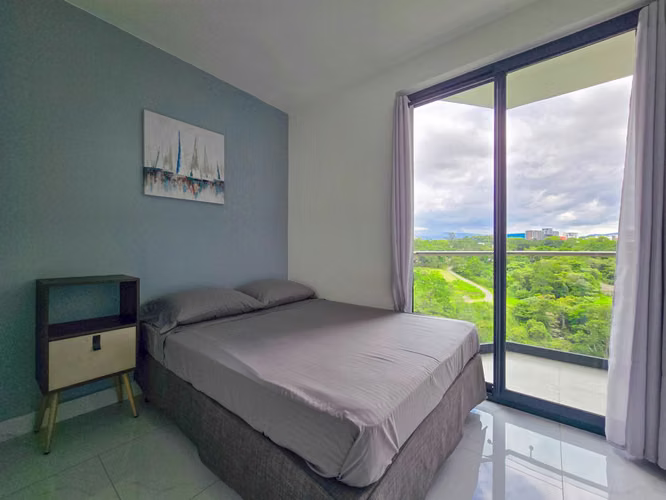 Apartamento esquinero full amueblado en Torre Soho Paradisus Rohrmoser - Imagen 15