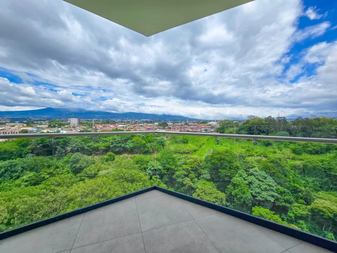 Apartamento esquinero full amueblado en Torre Soho Paradisus Rohrmoser - Imagen 13