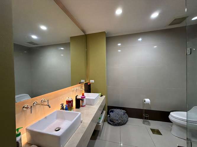 ALQUILER APARTAMENTO PREMIUM DE 218 m² | PISO 13 | TORRES DEL LAGO, SABANA SUR | US$3.750 mensuales