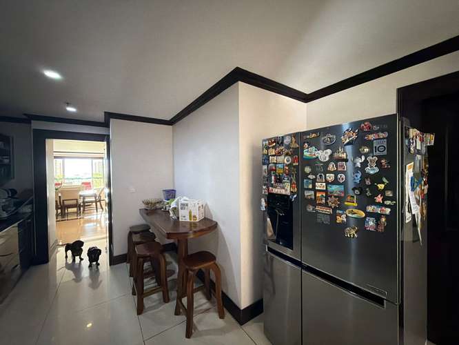 ALQUILER APARTAMENTO PREMIUM DE 218 m² | PISO 13 | TORRES DEL LAGO, SABANA SUR | US$3.750 mensuales