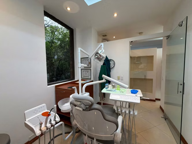 Clínica odontológica en Venta o Alquiler– Escazú, cerca de Plaza Paco - Imagen 3