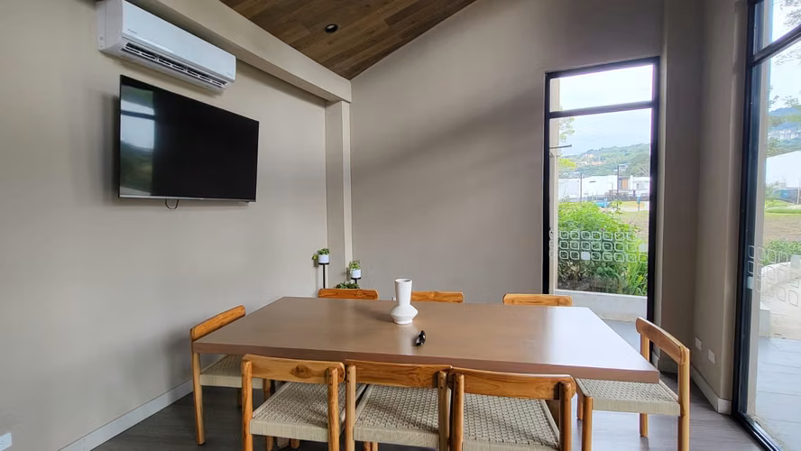 Venta de lote plano en condominio Santa Ana Centro. - Imagen 6