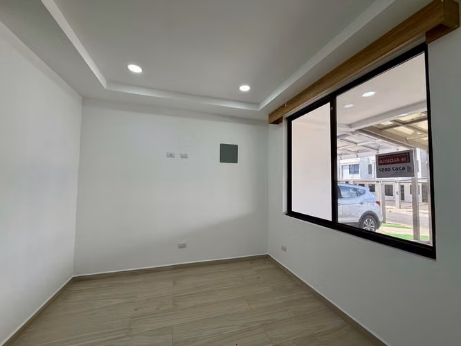 Se alquila casa nueva dentro del Condominio Real Ojo de Agua, en La Cañada. - Imagen 4