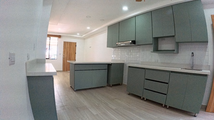 Se alquila casa nueva dentro del Condominio Real Ojo de Agua, en La Cañada.