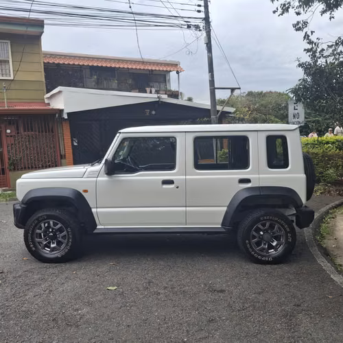 SUZUKI JIMNY 2025 4 PUERTAS AUTOMÁTICO - Imagen 6