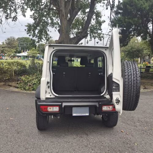 SUZUKI JIMNY 2025 4 PUERTAS AUTOMÁTICO - Imagen 8