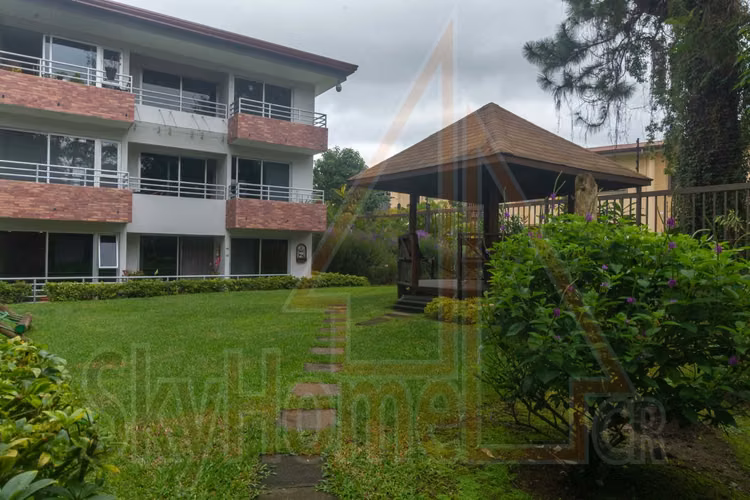 14912 / Venta / Condominio La Floresta / Inversión / Alquilado / Amenidades