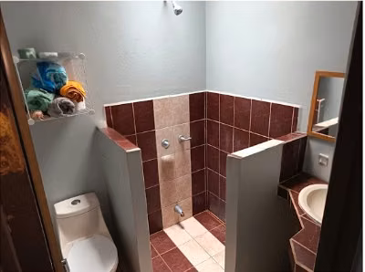 Casa con entrada privada y potencial de ampliación en San Juan de Dios, Desamparados - Imagen 11