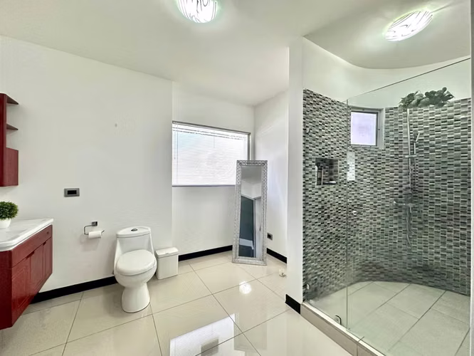 Alquiler Casa de moderna, Condominio Bosques del Sol, Orotina, Alajuela (FAU) - Imagen 10