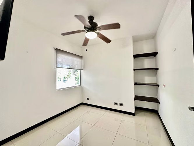 Alquiler Casa de moderna, Condominio Bosques del Sol, Orotina, Alajuela (FAU) - Imagen 8