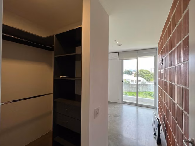 SE ALQUILA APARTAMENTO DE 1 HABITACIÓN, 50 m² Y 1 PARQUEO EN ICONNIA | SABANA NORTE, SAN JOSÉ - Imagen 3