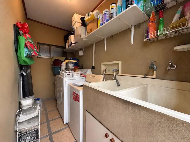 Venta de Hermosa Casa de 2 Plantas, Estilo Colonial en Condominio - Imagen 10