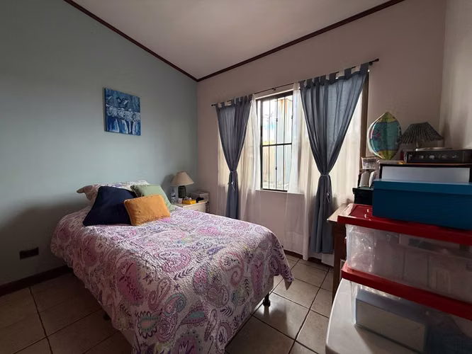 Venta de Hermosa Casa de 2 Plantas, Estilo Colonial en Condominio - Imagen 17