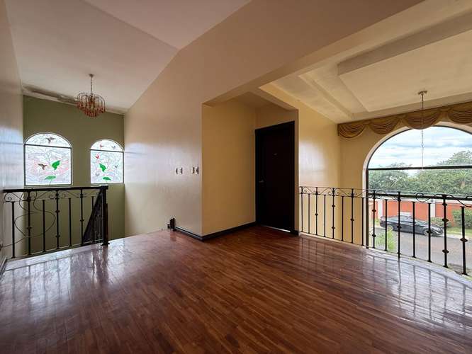 Venta de casa remate Bancario! - en Exclusivo Condominio - Imagen 3