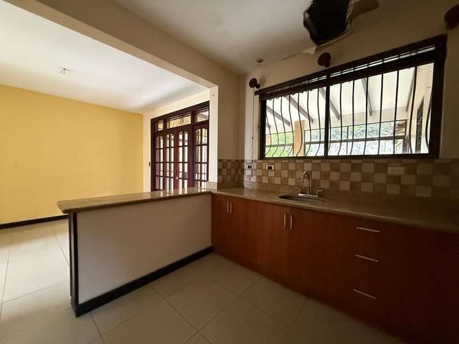 Venta de casa remate Bancario! - en Exclusivo Condominio - Imagen 13