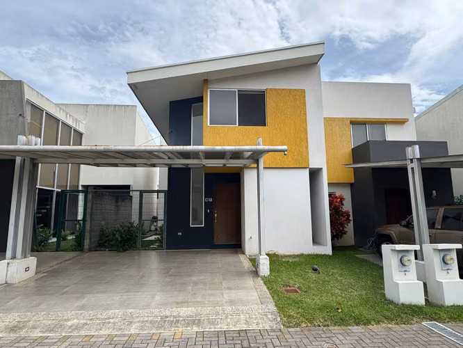 Casa amoblada y equipada en condominio – Río Oro, Santa Ana - Imagen 11