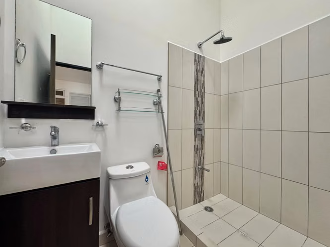 Casa UNA planta y dos dormitorios en condominio en San Rafael Alajuela - Imagen 9