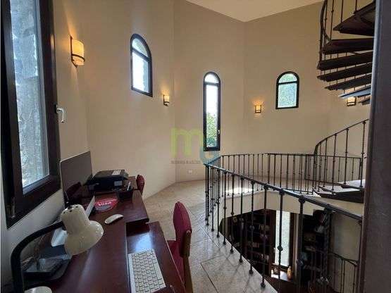 Alquiler Casa en Condominio Santo Domingo | 626 m² + Amplios Jardines