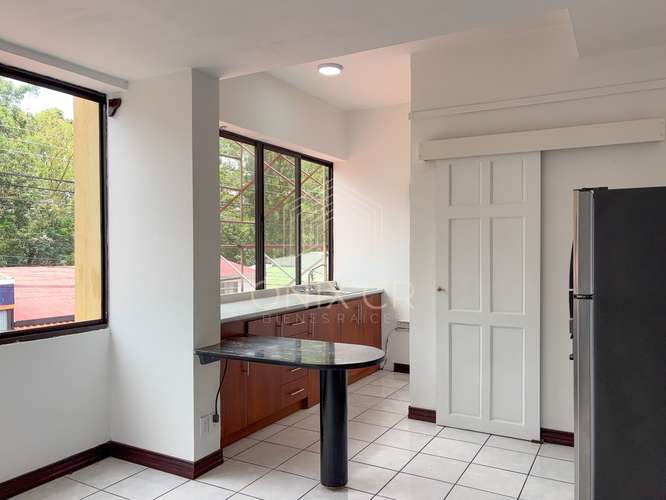 ALQUILER APARTAMENTO ESTUDIO EN BARRIO GONZALEZ LAHMANN SAN JOSÉ - Imagen 2