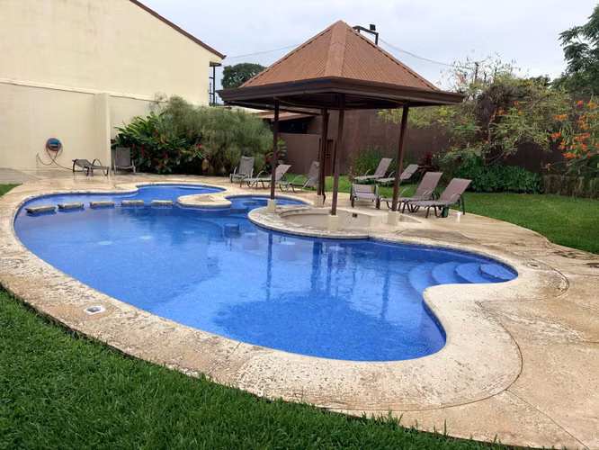 Condo sale in Boulevard Los Malinches, Alajuela.