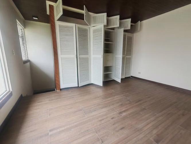 Alquiler bellísima casa una planta más apartamento Curridabat  - Imagen 8