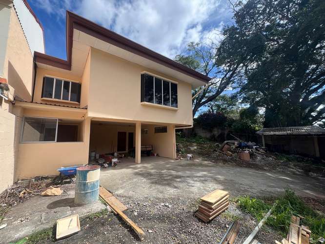 ALQUILER DE CASA 100% INDEPENDIENTE EN GUACHIPELÍN DE ESCAZÚ - Imagen 2