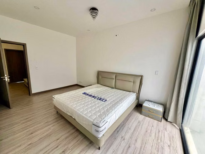 CASA PARA ESTRENAR, AMUEBLADA, EN ALQUILER O VENTA – SAN ANTONIO ESCAZÚ - Imagen 8